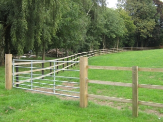 Fencing Contractor Wargrave Berkshire