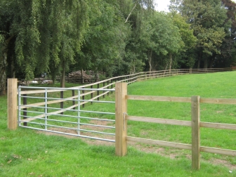 Fencing Contractor Wargrave Berkshire